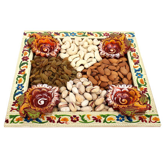 Illustration for article titled Traditional
Diwali Sweets for a Memorable Occasion